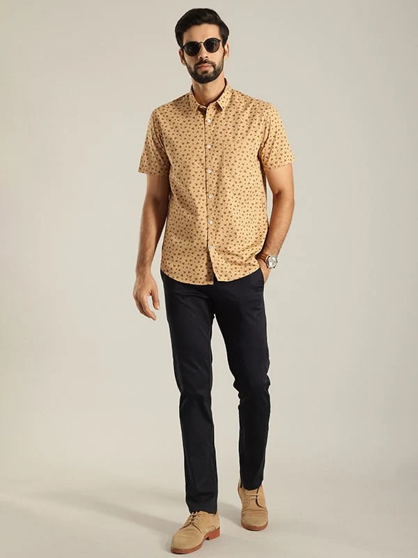 Indian Terrain Men's Slim Fit Half Sleeve Floral Print Khaki Shirt